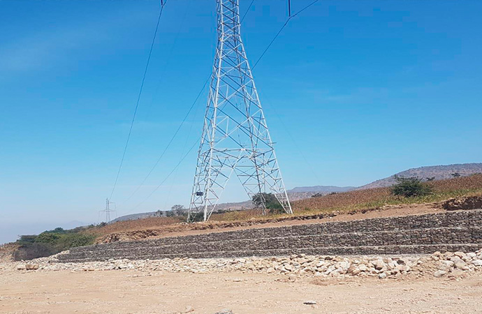 Defensas fluviales para las estructuras T213 y T214 en la línea de transmisión eléctrica 220 kV LT